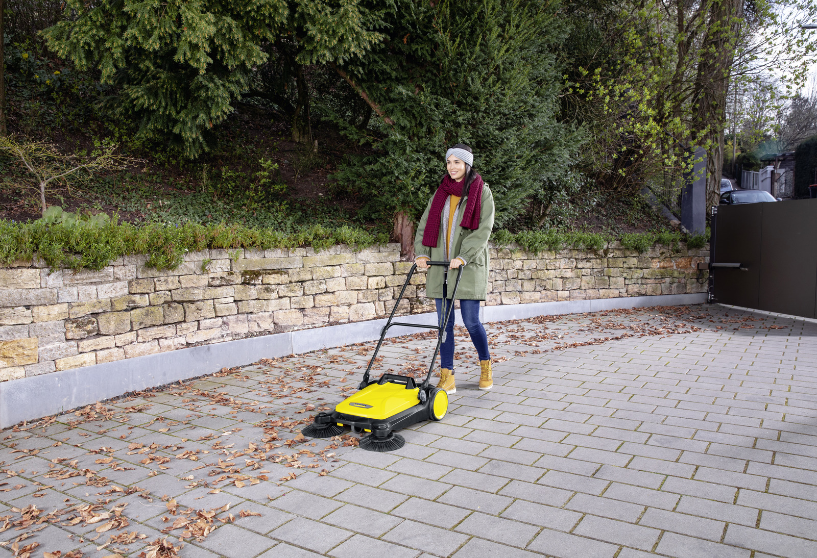 Ручная подметальная машина Karcher S4 Twin, 68 см цена - купить в  интернет-магазине