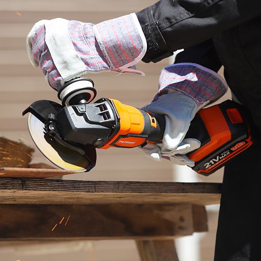 Угловая шлифмашина аккумуляторная Patriot AG 125LI UES, D 125 мм, 21 В, 1 x 4 Ач Li-ion, ЗУ фото