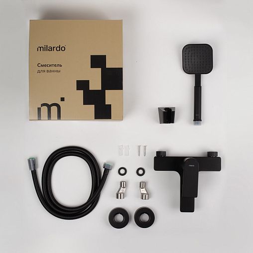 Смеситель для ванны с душем Milardo Maze, черный матовый фото