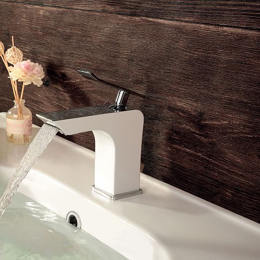 Смеситель для раковины Lemark Contest LM5806CW, однорычажный, белый/хром фото