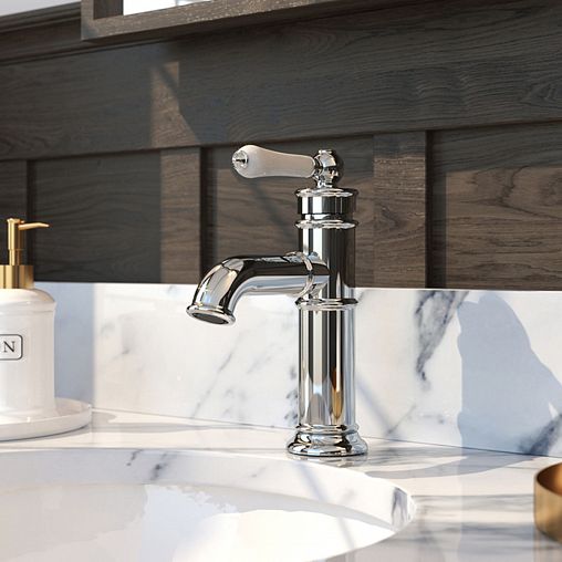 Смеситель для раковины с коротким изливом IDDIS Oxford, хром фото