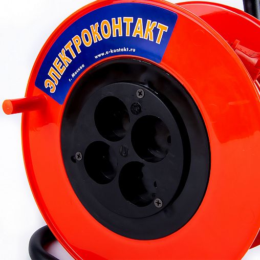 Удлинитель на катушке Умелец УХ10-004, 4 розетки, ПВС 2 x 0,75 мм, 30 м фото Удлинитель на катушке Умелец УХ10-004, 4 розетки, ПВС 2 x 0,75 мм, 30 м фото