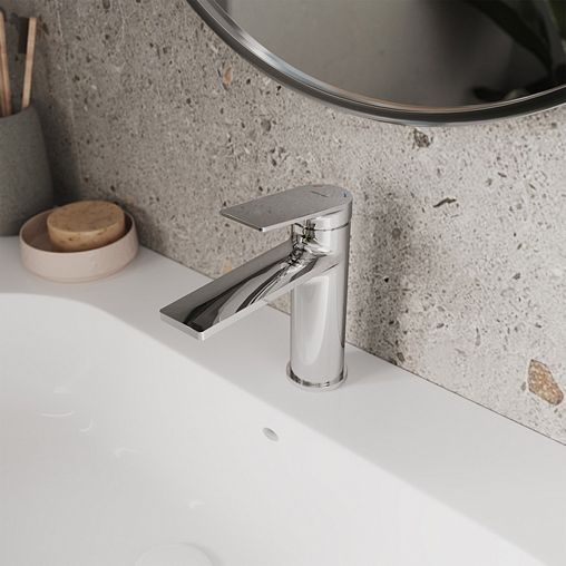 Смеситель для раковины с коротким изливом Milardo Azure, хром фото