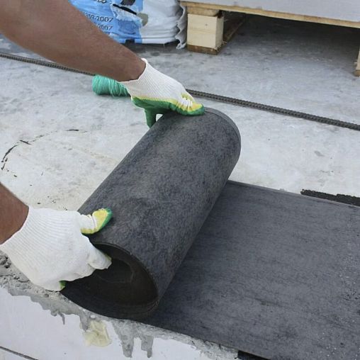 Рулонная гидроизоляция отсечная Технониколь, 20 м x 400 мм фото