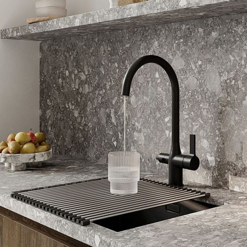 Смеситель для кухни IDDIS Pure, с подключением к фильтру, черный матовый фото