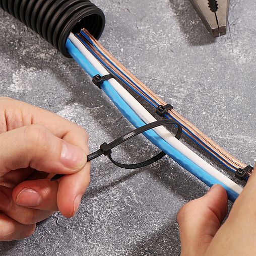 Хомут-стяжка с тройным замком Rexant, нейлон, 3,6 x 200 мм, 100 шт, черный фото