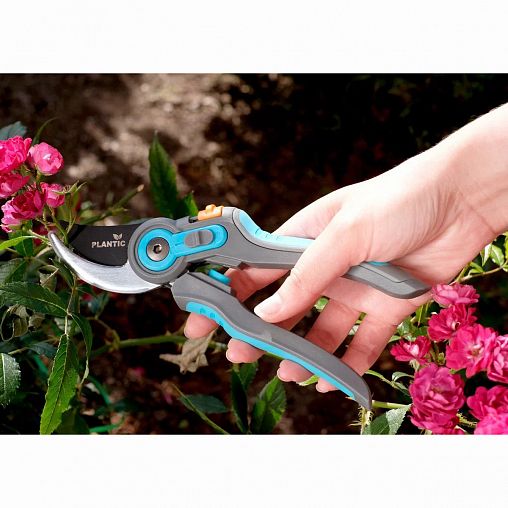 Секатор плоскостной Plantic by Fiskars Light L70, 265 мм фото