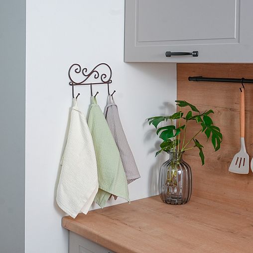 Вешалка настенная ЗМИ Кружева 3, 3 крючка, 20 x 4 x 13 см, коричневая фото