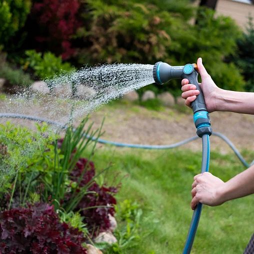 Пистолет-распылитель для полива Plantic by Fiskars light 39362-01, регулируемый, 8 режимов фото
