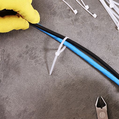 Хомут-стяжка Rexant, нейлон, 2,5 x 100 мм, 100 шт, белый фото