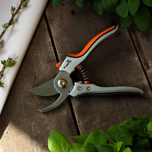 Секатор плоскостной Plantic by Fiskars P201, 205 мм фото