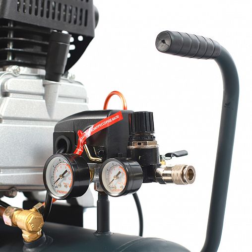 Компрессор поршневой масляный Patriot Professional 24-320, 2000 Вт фото