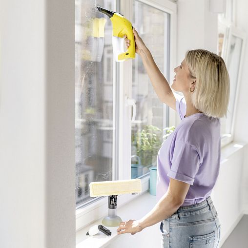 Стеклоочиститель ручной Karcher WV 1 Plus Frame Edition, 10 Вт, Li-ion, ЗУ фото