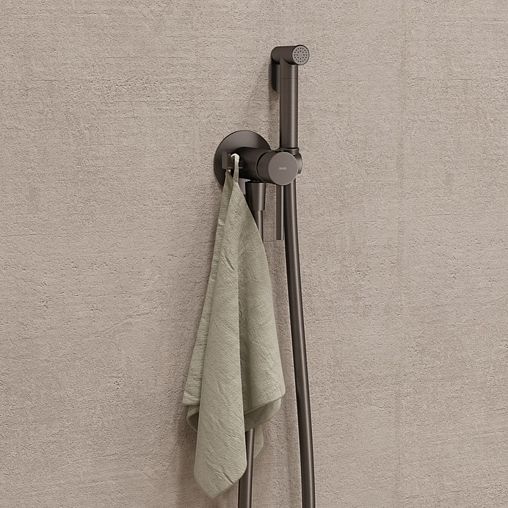 Встраиваемый гигиенический душ со смесителем IDDIS Axes, графит фото