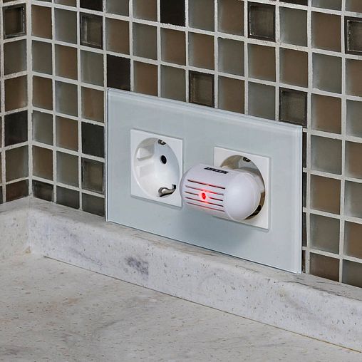 Отпугиватель комаров Rexant, ультразвуковой, 5 Вт, 7 x 6 x 3 см фото