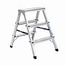Стремянка двухсторонняя Alumet AD7203, алюминиевая, 2 x 3 ступени, 0,68 м фото